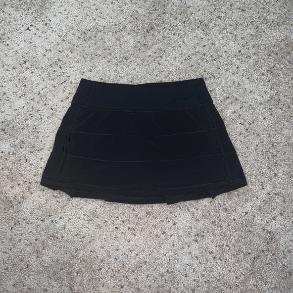 lululemon athletica Dresses & Skirts - Lululemon Pace Rival mis-rise skort